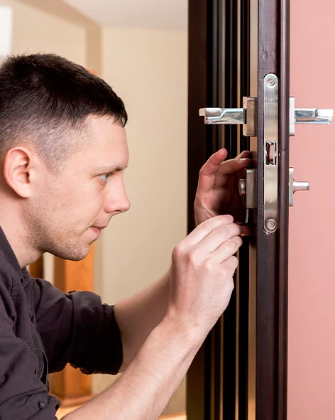 : Professional Locksmith For Commercial And Residential Locksmith Services in La Puente, CA