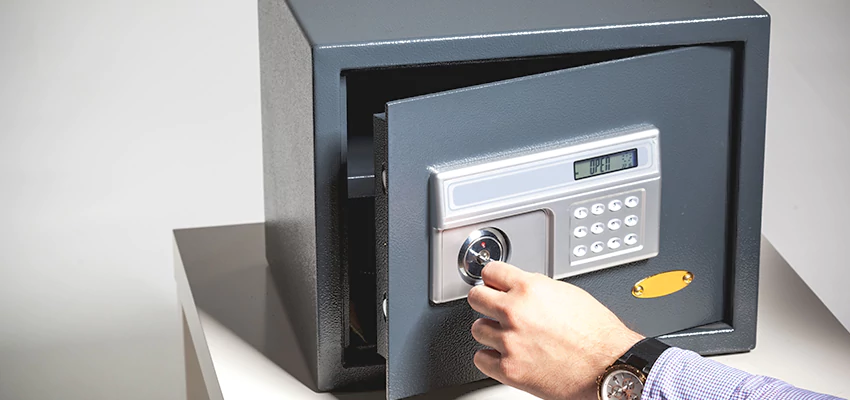 Jewelry Safe Unlocking Service in La Puente, California