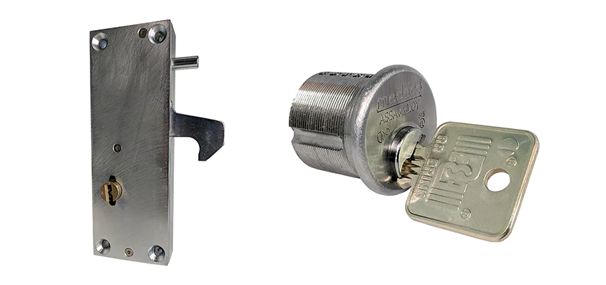 RR Fence Gates Brink Locks Repair in La Puente, California